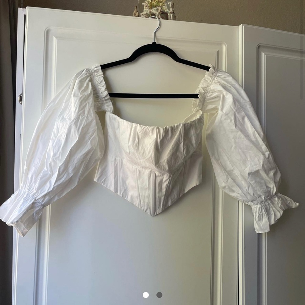 Princess Polly white corset top w ruffle shoulders🤍😻